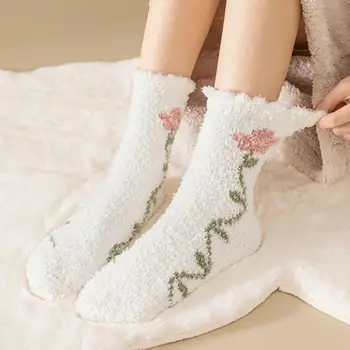 Женские хлопчатобумажные носки с уютным принтом в виде тюльпана, женские носки из кораллового флиса средней длины, мягкие, теплые, впитывающие пот, противоскользящие, эластичные для зимы.